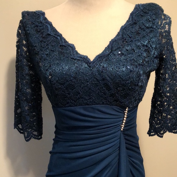 Long chiffon dress! - Picture 2 of 7